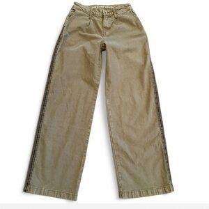 American Eagle Baggy Wide Leg Army Green Jeans
size 000.